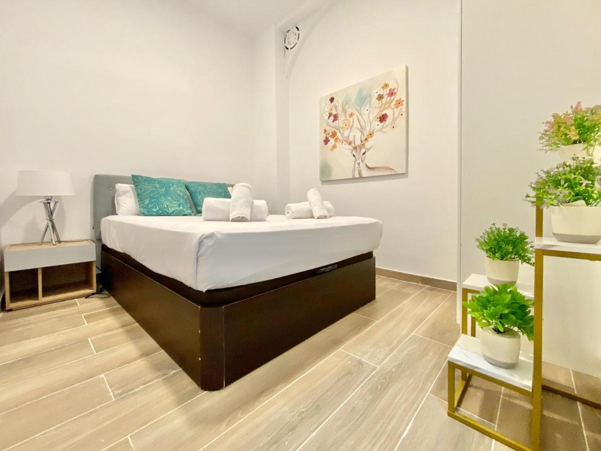 Charming Gran Via Madrid Apartment Bagian luar foto